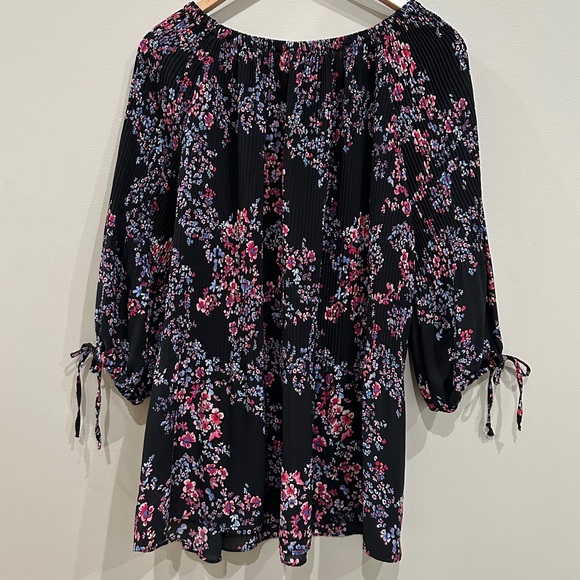 Roz & Ali flowy floral blouse 1X - Picture 2 of 7